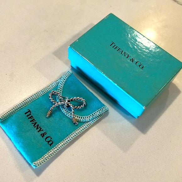 Authentic Tiffany Bow Brooches - Silver and 18K Gold classic and elegant - Picture 4 of 4